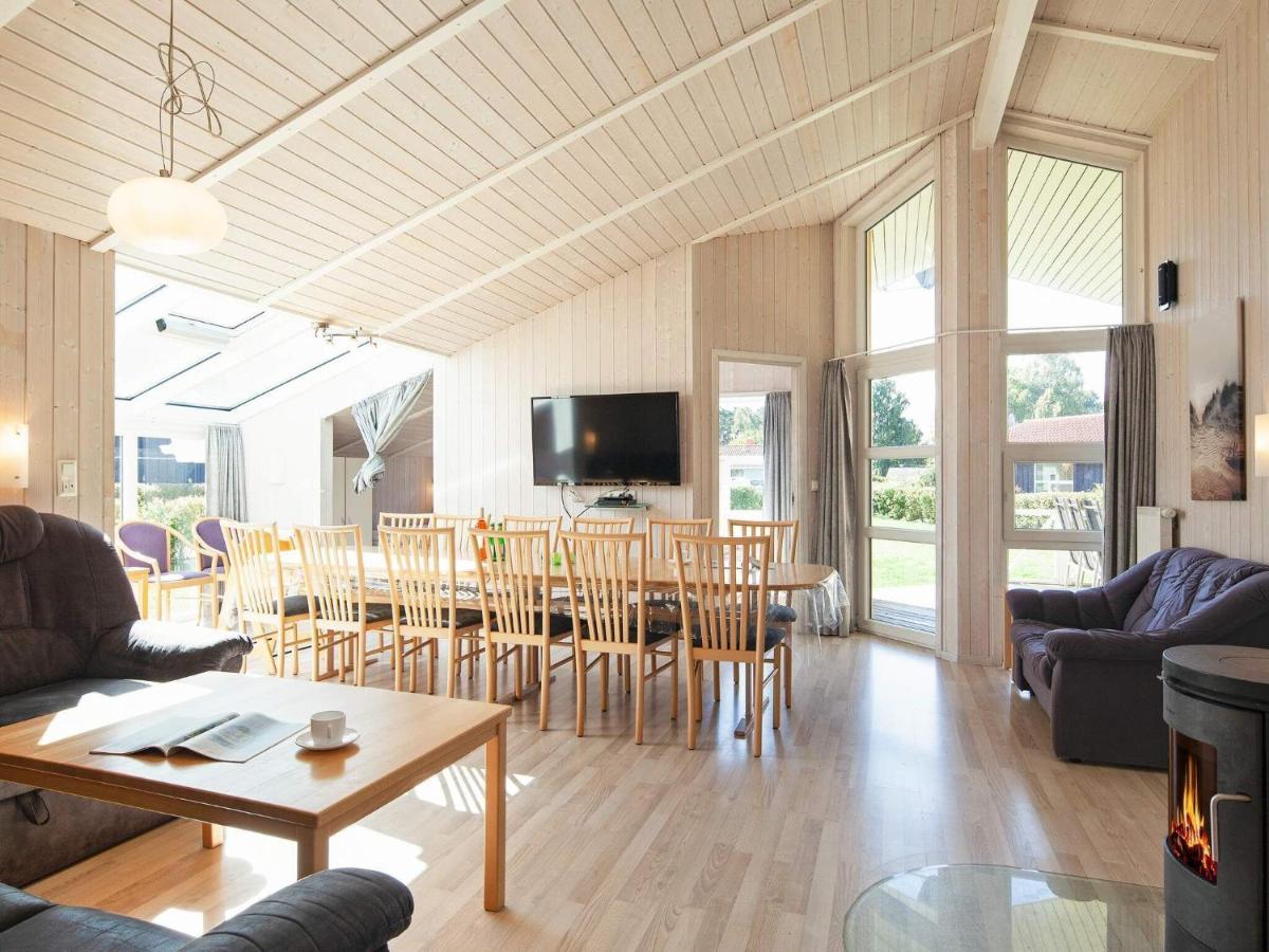 12 Person Holiday Home In Groemitz Exterior photo