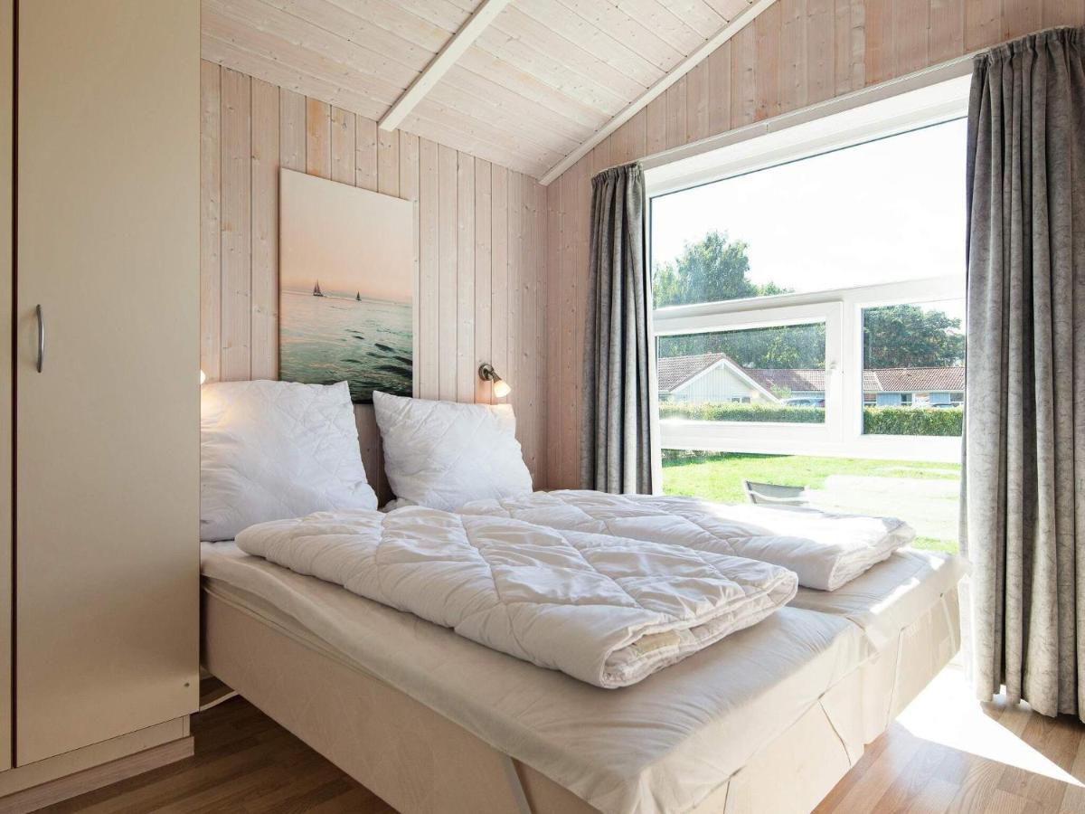 12 Person Holiday Home In Groemitz Exterior photo